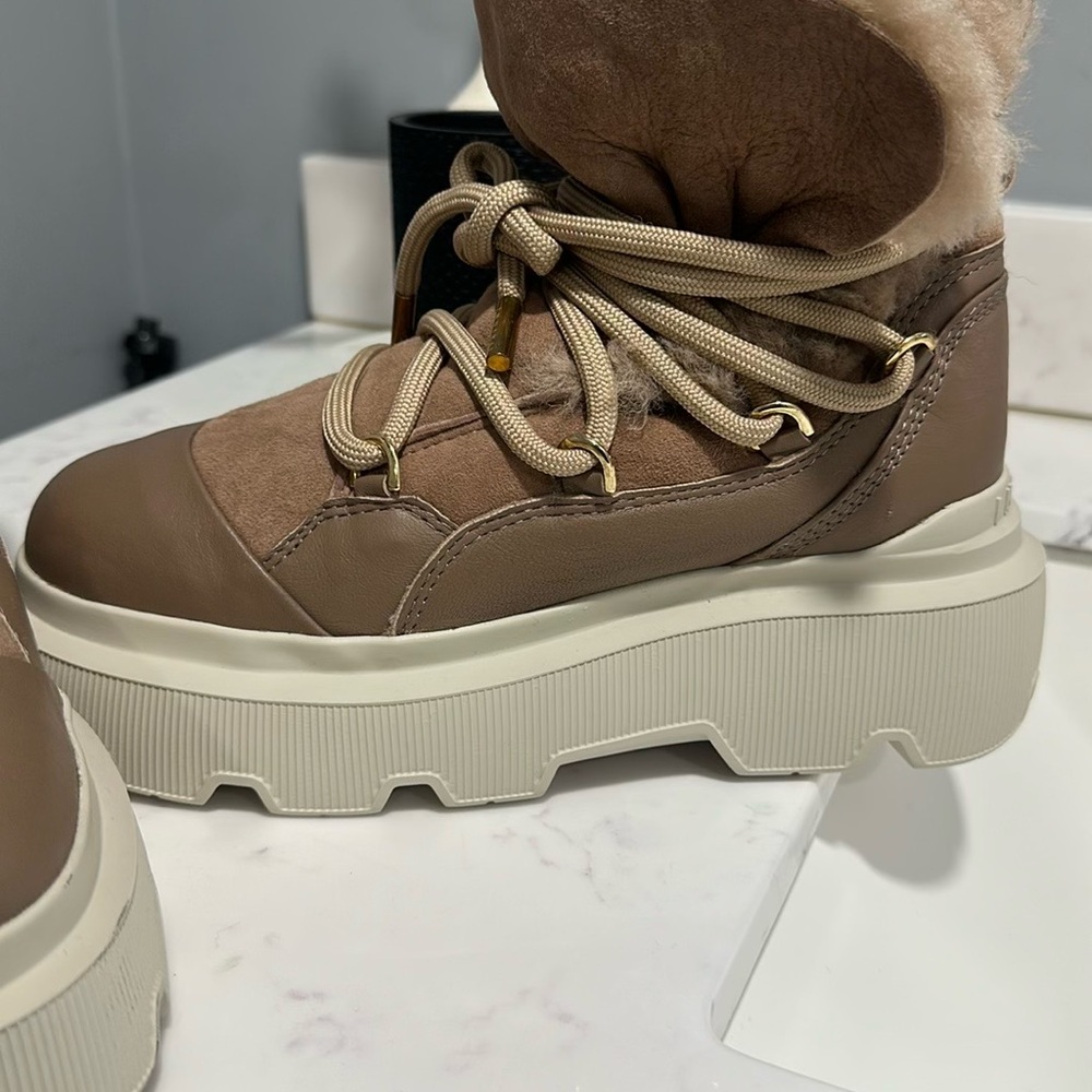 Stylish Taupe Winter Boots